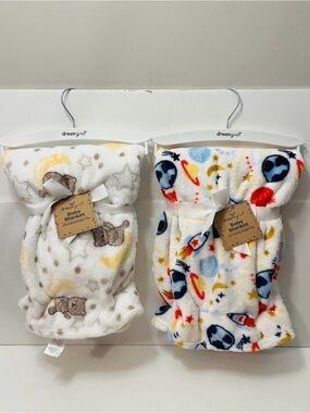 Dreamgro Baby Blankets Lot of 2 Bears Moons Stars & Space Rocket Planet Saturn